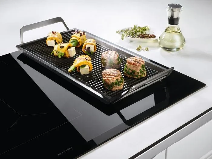 Индукционная варочная панель Electrolux EIV634
