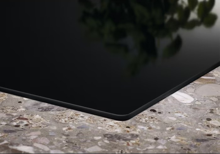 Индукционная варочная панель Electrolux LIT30231C домино