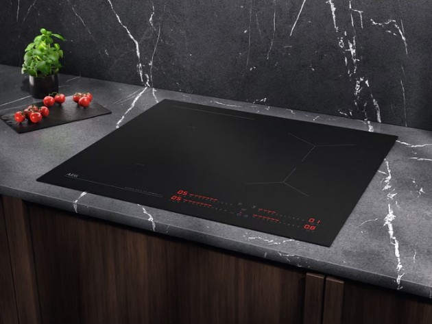 Индукционная варочная поверхность AEG TI64IB10IZ