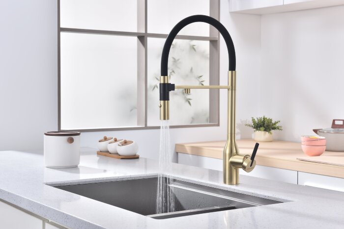 Смеситель для кухни Paulmark Magneto One
