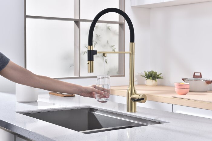 Смеситель для кухни Paulmark Magneto One