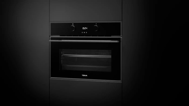 Компактный духовой шкаф Teka Maestro HLC 840 BLACK-SS Чёрное Стекло