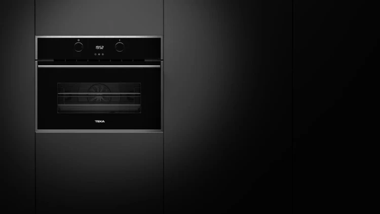 Компактный духовой шкаф Teka Maestro HLC 844 C BLACK-SS Чёрное Стекло