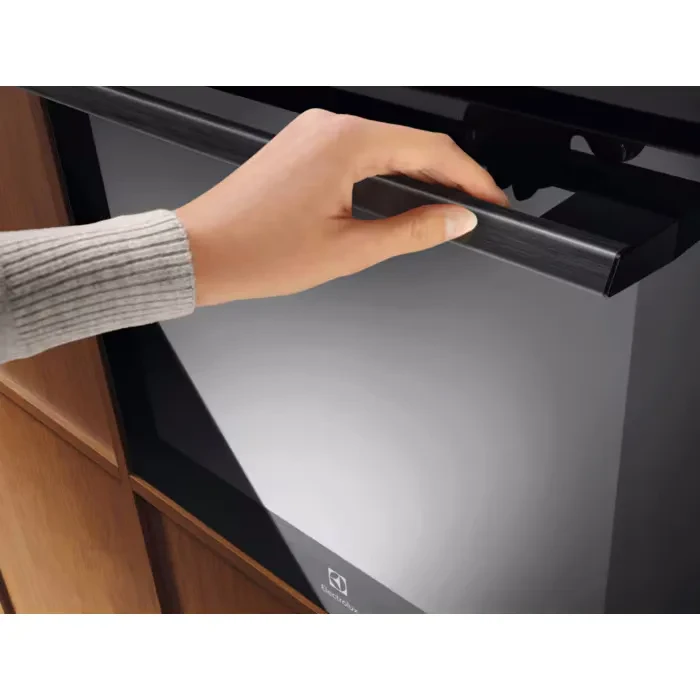 Духовой шкаф Electrolux EOF5H50BZ